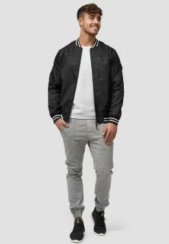 Indicode Jeans Tussenjassen Tussenjas Manos Heren Zwart -Indicode Jeans Verkoop 2023 18e78c2214e98d45ae56ca27952c781f
