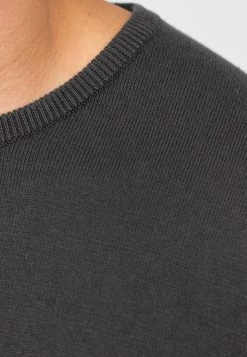 Indicode Jeans Crewneck Truien Trui Benjamin Heren Donkergrijs -Indicode Jeans Verkoop 2023 2a2d0c4f9631cab643544cdd250da75d