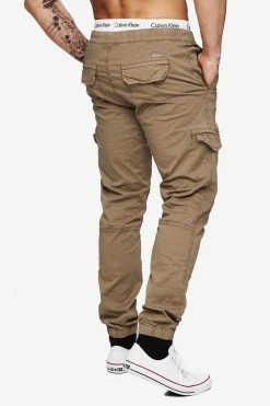 Indicode Jeans Cargobroeken Tapered Cargobroek Levi Cargo Heren Brokaat -Indicode Jeans Verkoop 2023 8c3aa109c06552476a5037787c4c4094